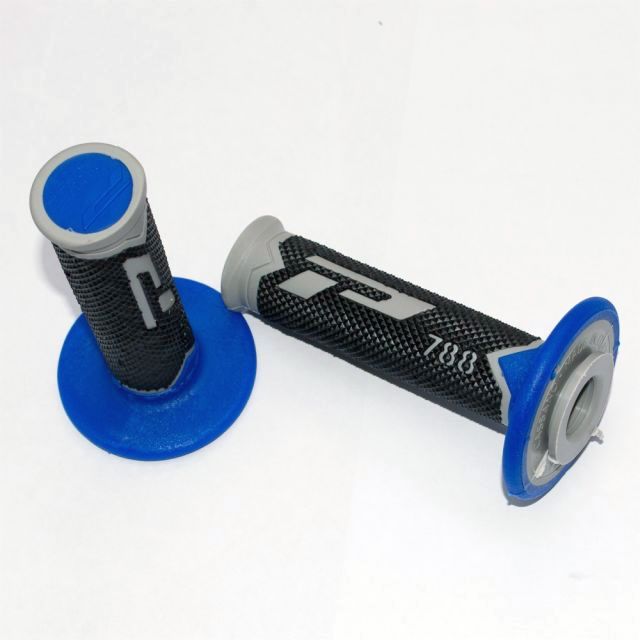 RUČKE GUMENE / NAVLAKE VOLANA ENDURO / OFF ROAD PROGRIP (PG788/8) <br> BOJA: CRNO/PLAVA <br> PROMJER: 22/25 MM <br> DUŽINA: 115 MM