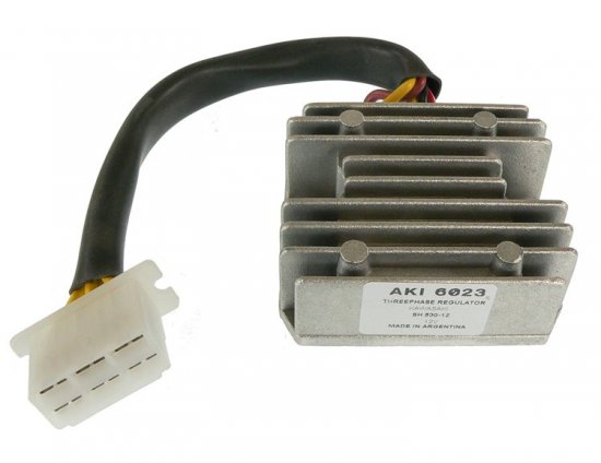 REGULATOR NAPONA / REGLER KAWASAKI EL, EN, EX, KLE, GPZ, ZR, GT / 250-750 CCM <br> ARROWHEAD (AKI6023)