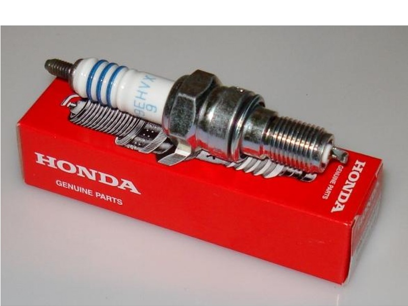 SVIJEĆICA NGK CR9EHVX-9 OEM HONDA CBR 600F, CBR 1100 XX, RVF 750 (98059-5991F)